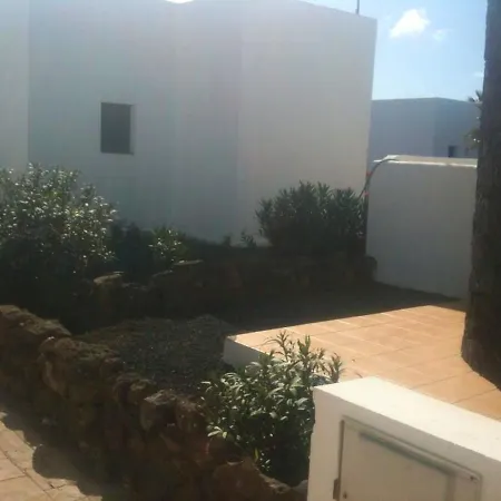 2 Bedrooms With Sea View Shared Pool And Enclosed Garden At Montana Roja